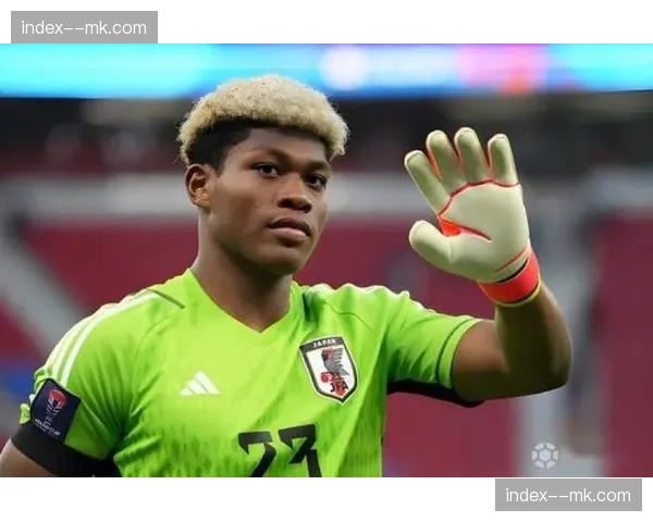 铃木彩艳帕尔马坐稳主力门将 意甲历练提升扑救与指挥能力